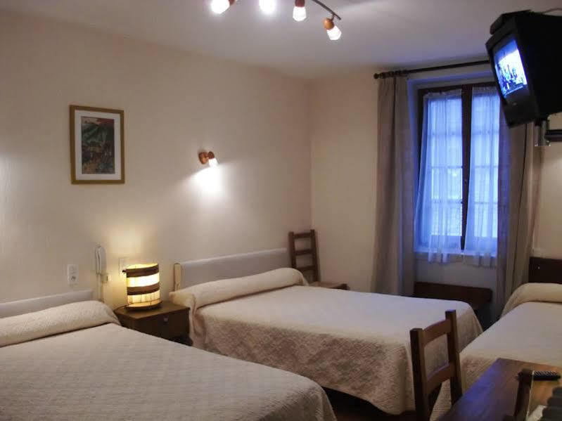 Hotel De Paris Poligny  Eksteriør bilde